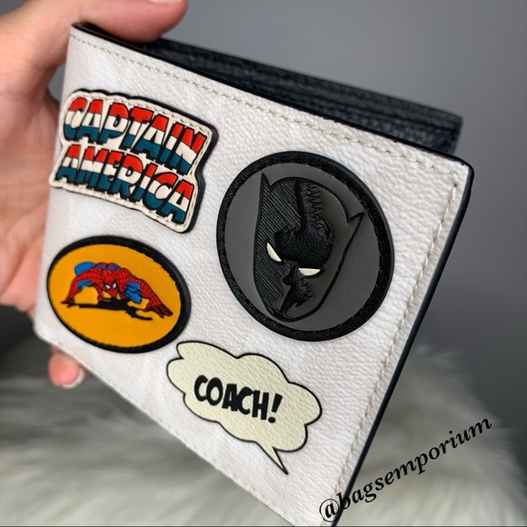 Coach x Marvel 3-in-1  Wallet - Picture 4 of 10